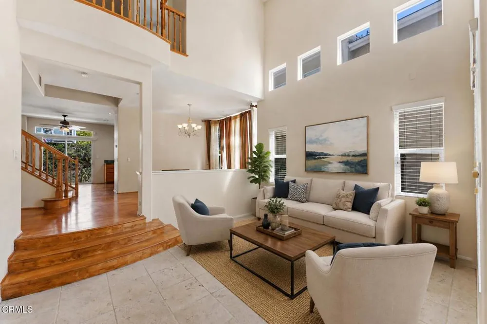 764 Saratoga Avenue Ventura, CA 93003