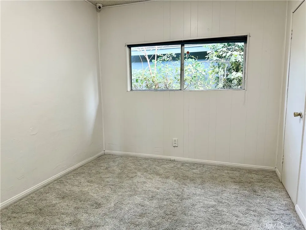 6220 Etiwanda Avenue Tarzana, CA 91335
