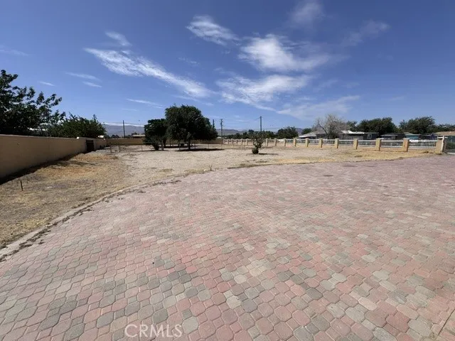 37224 105th Street E Littlerock, CA 93543
