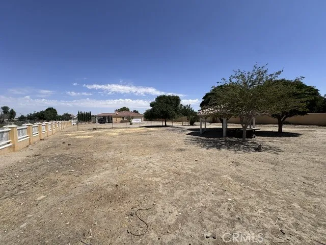 37224 105th Street E Littlerock, CA 93543