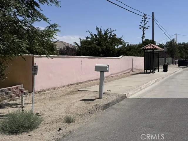 37224 105th Street E Littlerock, CA 93543