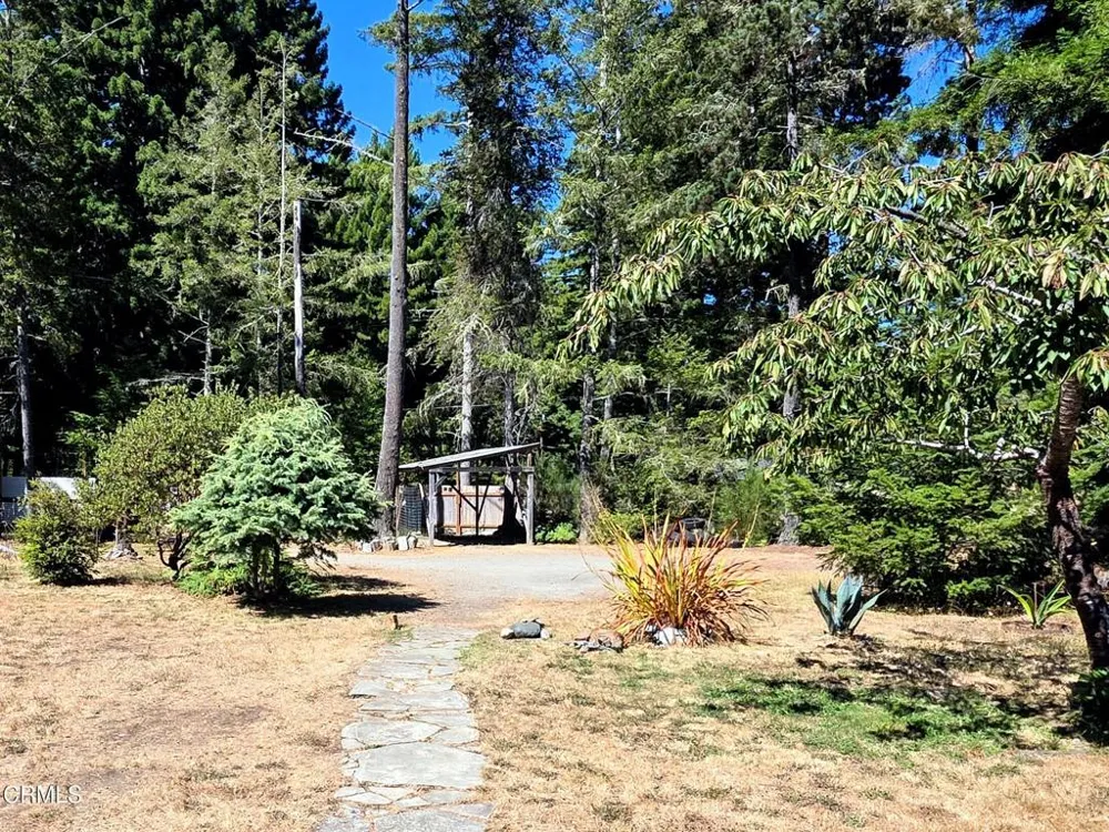 6951 Road 18 Little River, CA 95456