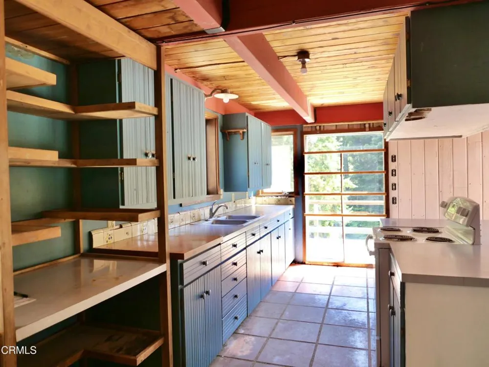 26361 Blueberry Hill Road Fort Bragg, CA 95437