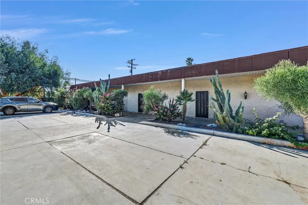 3737 E Calle De Carlos Palm Springs, CA 92264