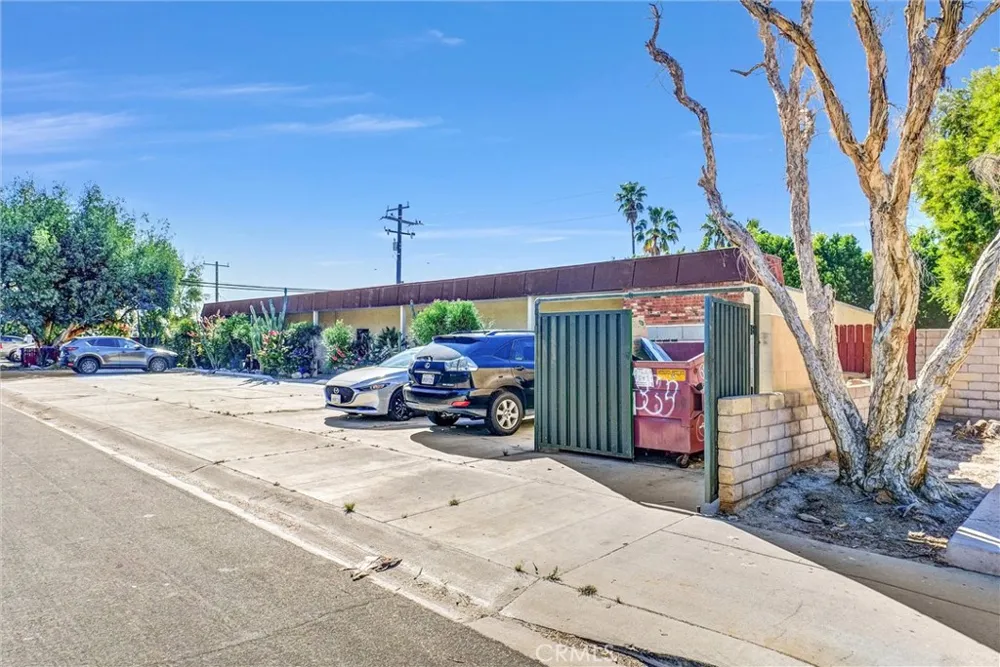 3737 E Calle De Carlos Palm Springs, CA 92264