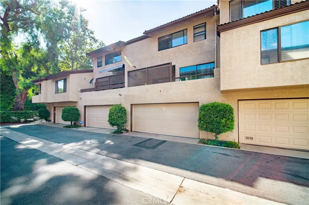 3 Saddlewood Pomona, CA 91766