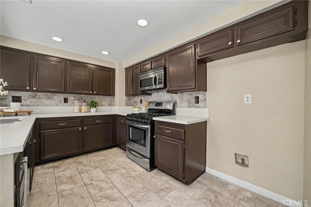 3 Saddlewood Pomona, CA 91766