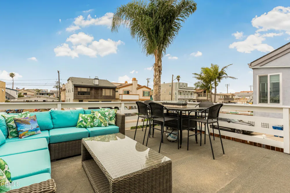 345 Hollywood Boulevard Oxnard, CA 93035