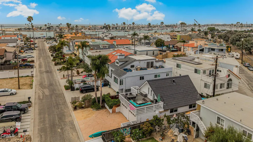 345 Hollywood Boulevard Oxnard, CA 93035