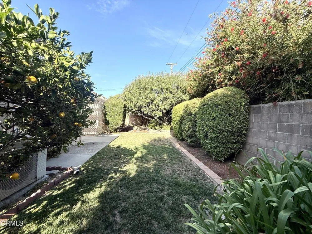 5392 Queens Street Ventura, CA 93003