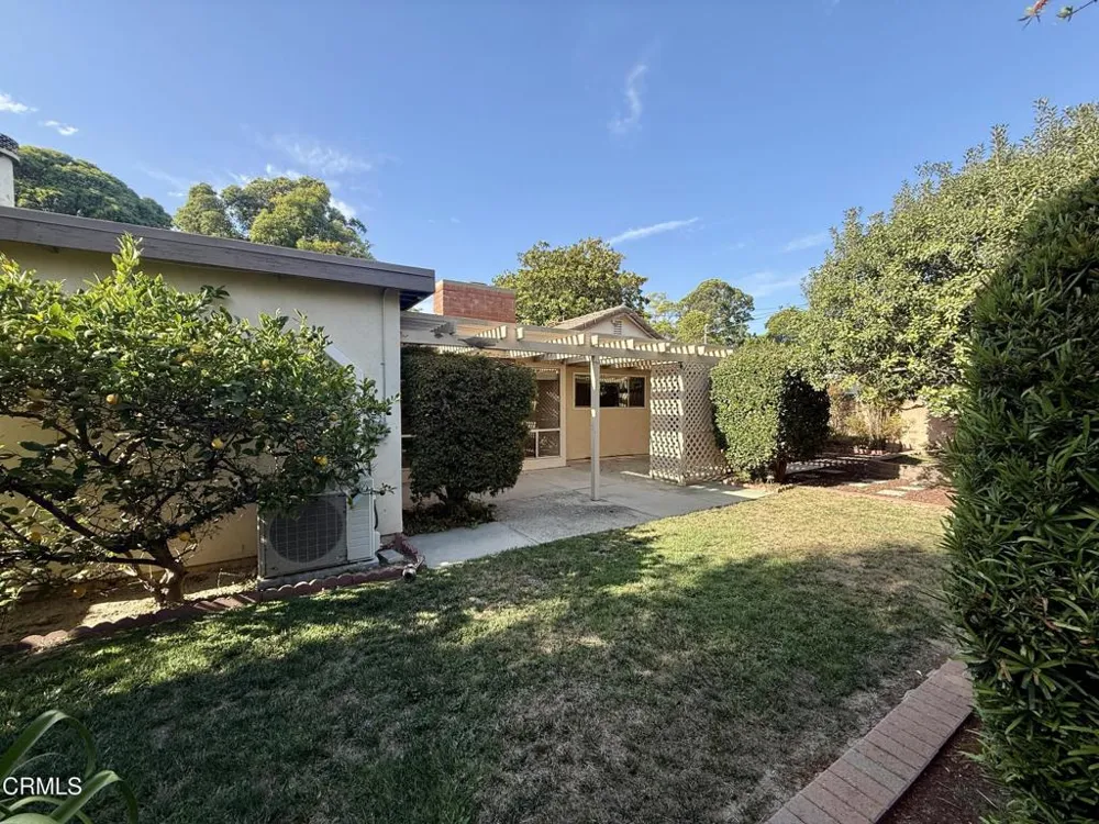 5392 Queens Street Ventura, CA 93003
