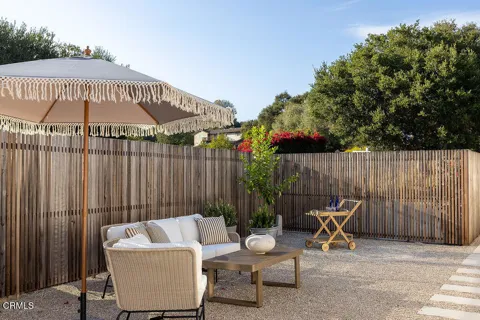 1170 Veronica Springs Road