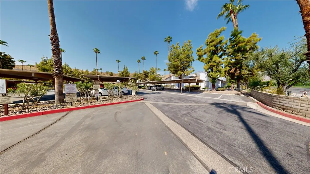 5205 E Waverly Drive #91 Palm Springs, CA 92264