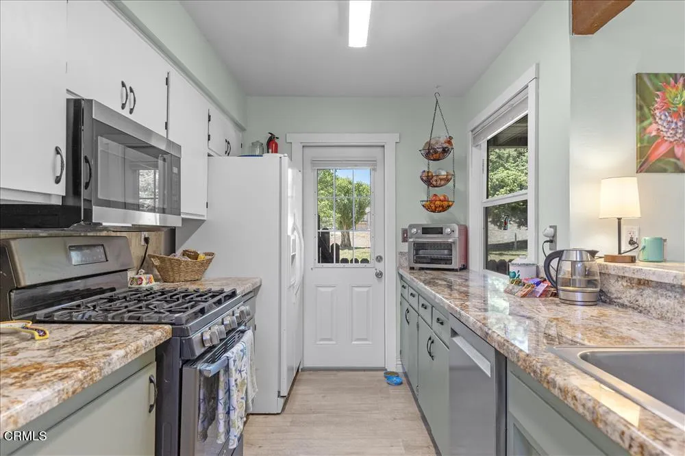 93 Meadow Lakes Drive Tehachapi, CA 93561