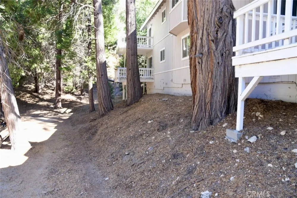 177 Dart Canyon Road Crestline, CA 92325