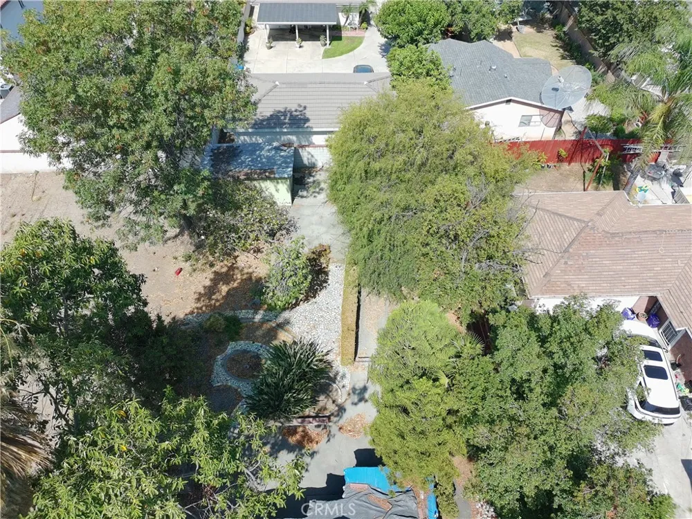 313 Pasadena Azusa, CA 91702