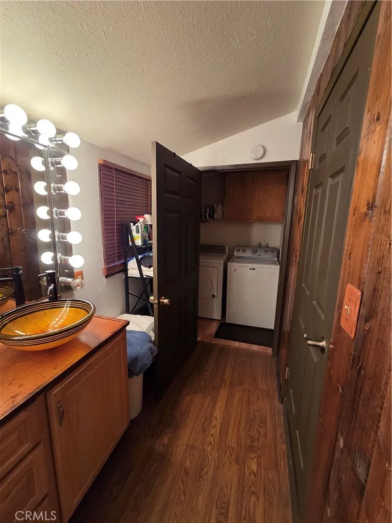 23553 Lake Crestline, CA 92325