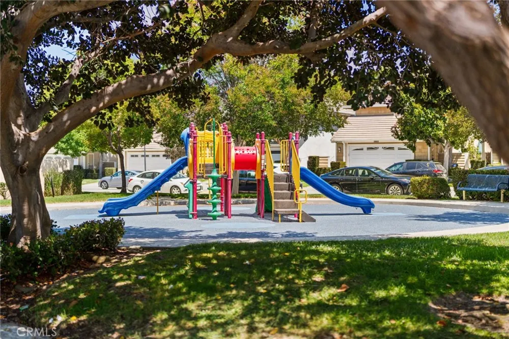 3860 Amberly Inglewood, CA 90305