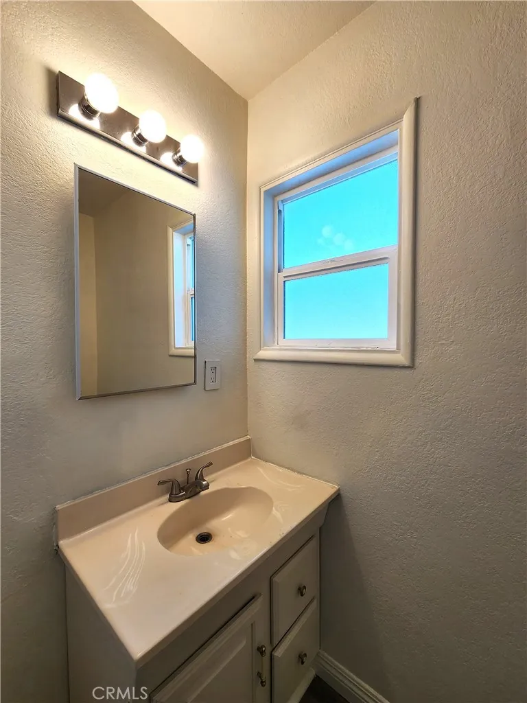 4765 Harvard Montclair, CA 91763