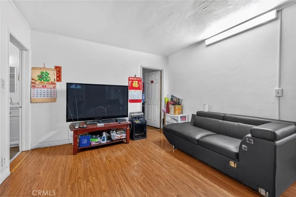405 E Ramona Alhambra, CA 91801