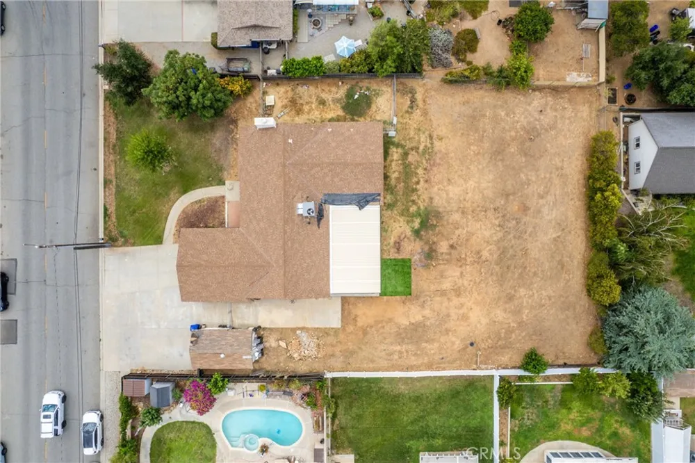 12806 7th Yucaipa, CA 92399