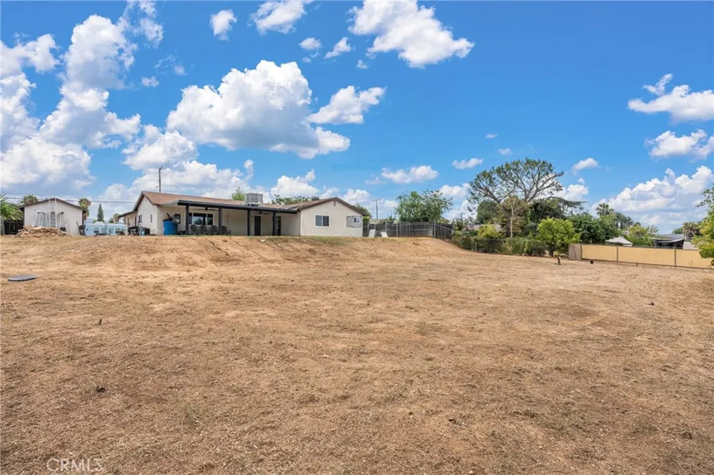 12806 7th Yucaipa, CA 92399