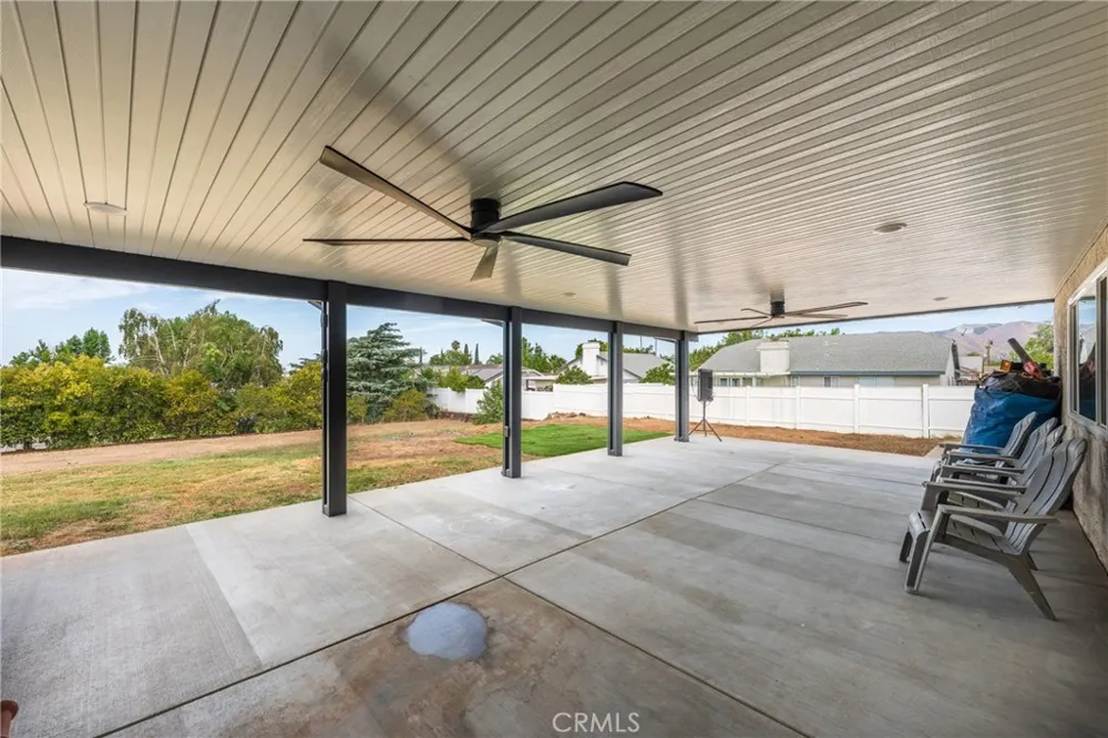 12806 7th Yucaipa, CA 92399