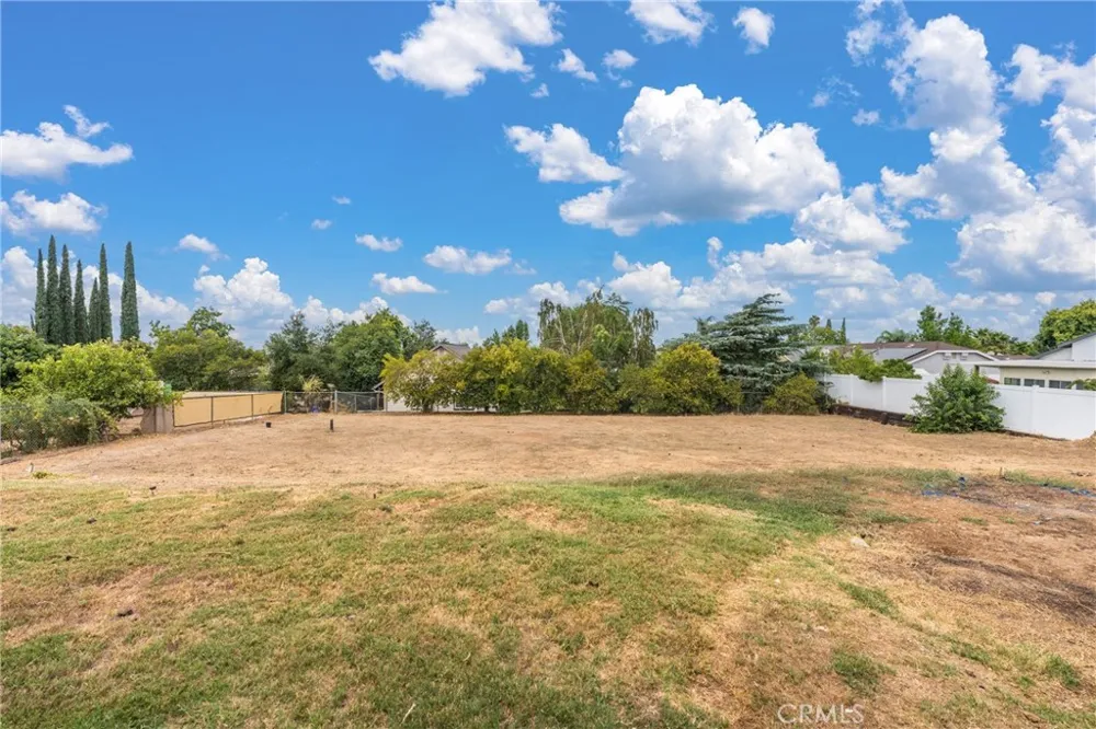 12806 7th Yucaipa, CA 92399