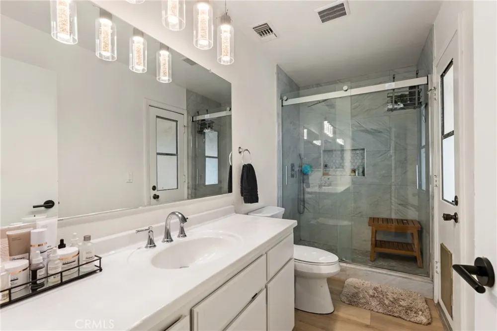 12806 7th Yucaipa, CA 92399