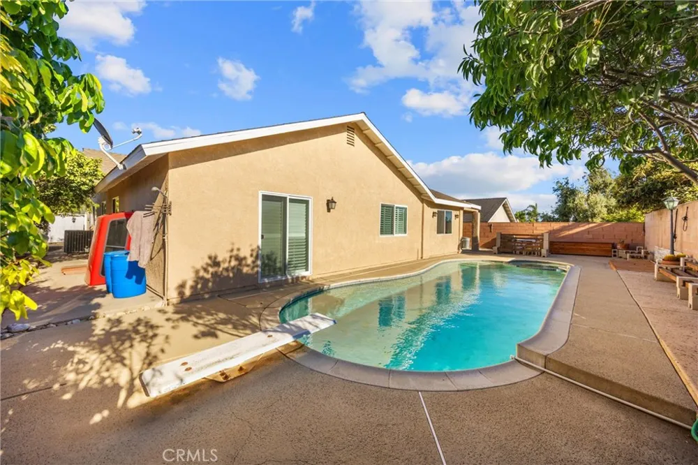 1459 Alta Upland, CA 91786