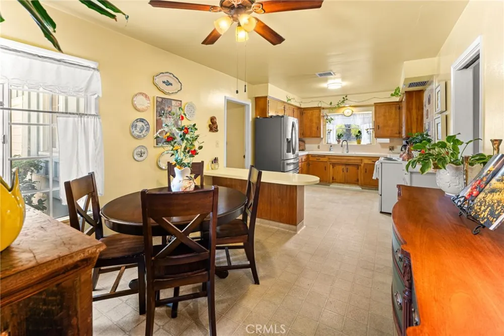 1521 S 3rd Avenue Arcadia, CA 91006