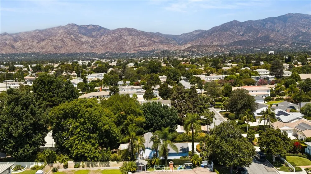 1521 S 3rd Avenue Arcadia, CA 91006