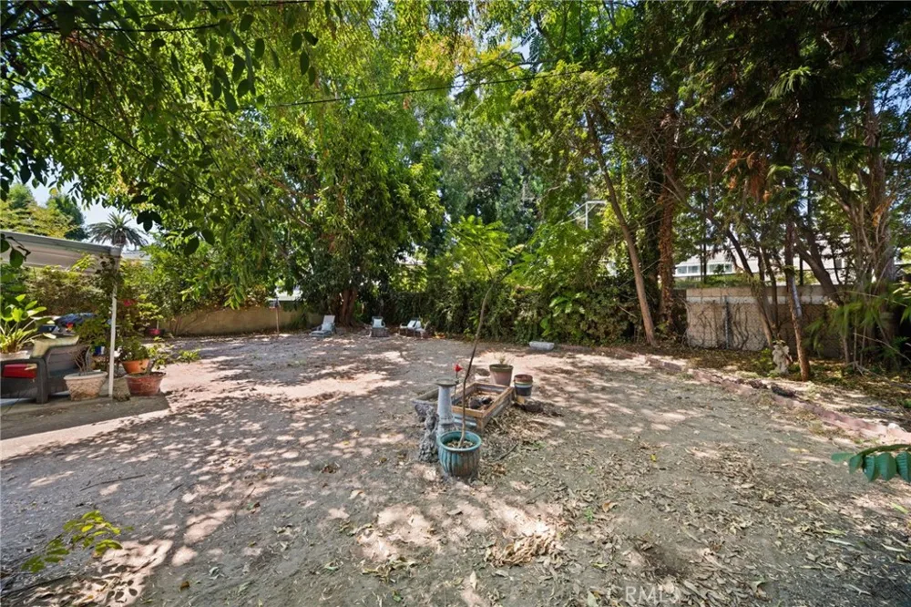 1521 S 3rd Avenue Arcadia, CA 91006