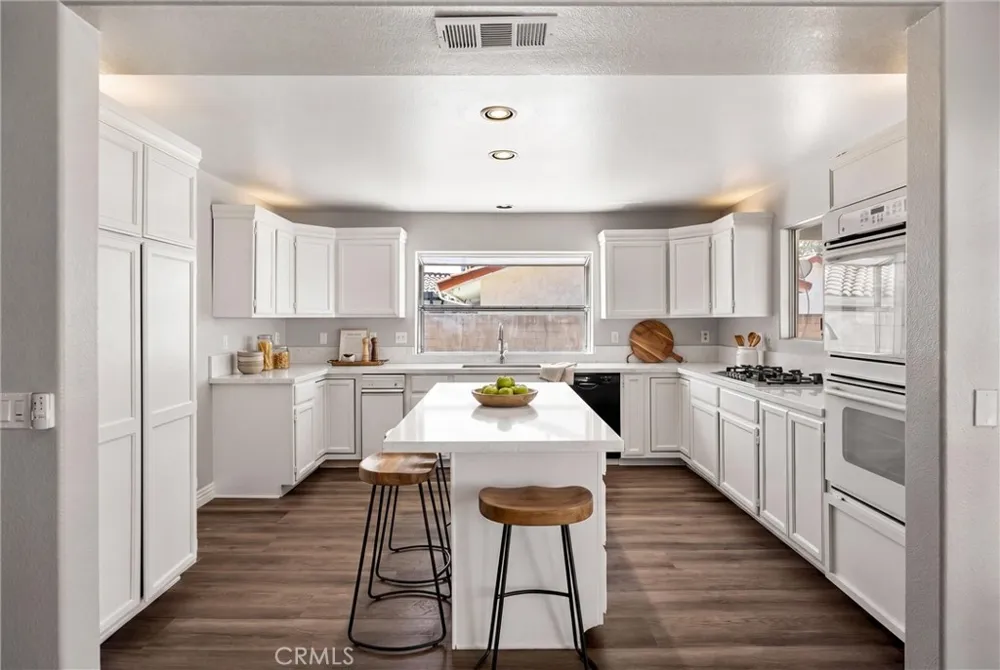 30227 Gulf Stream Canyon Lake, CA 92587
