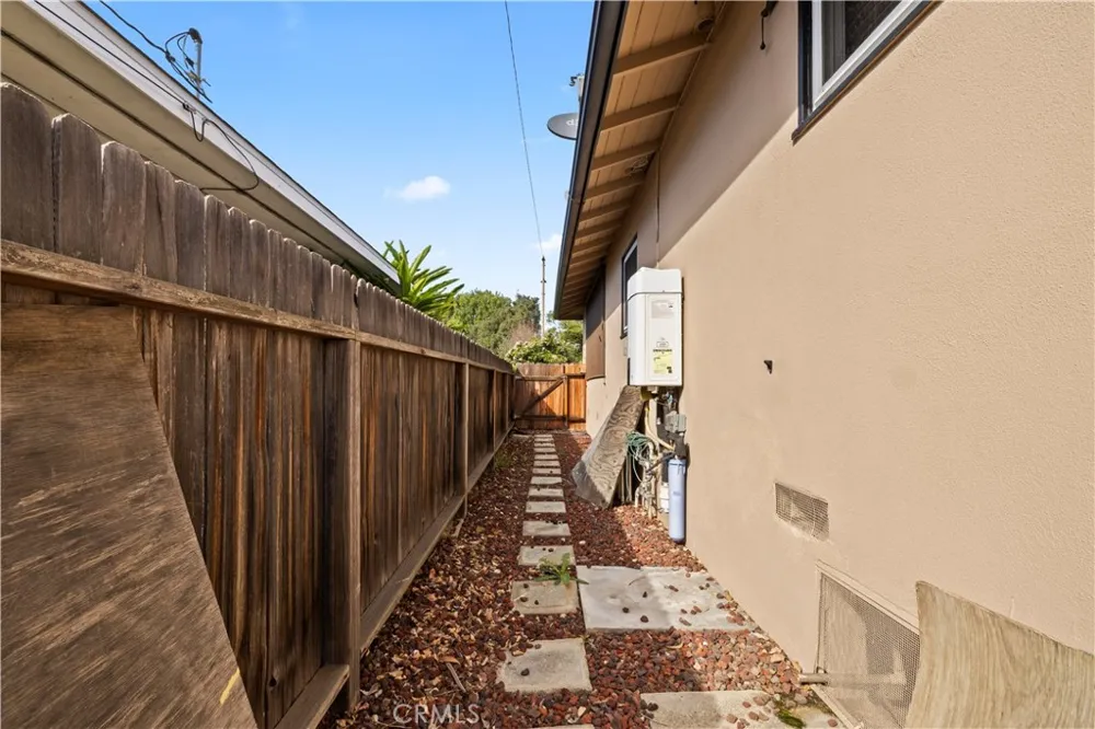 754 W 9th Claremont, CA 91711