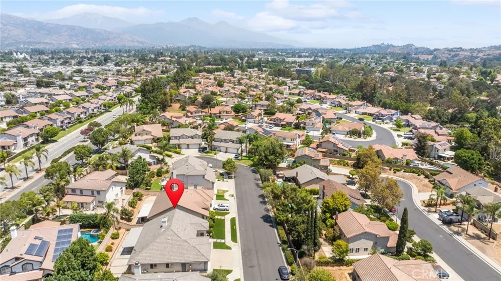 1847 Newcastle San Dimas, CA 91773