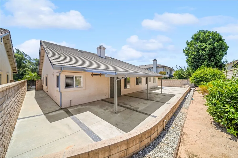 1847 Newcastle San Dimas, CA 91773