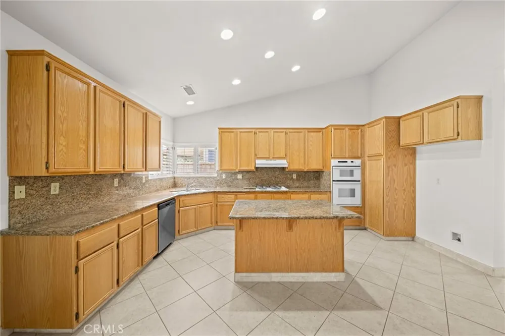 1847 Newcastle San Dimas, CA 91773