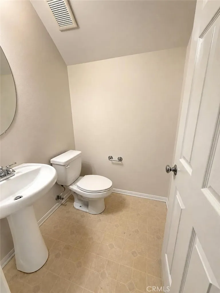 542 Chardonnay Covina, CA 91723