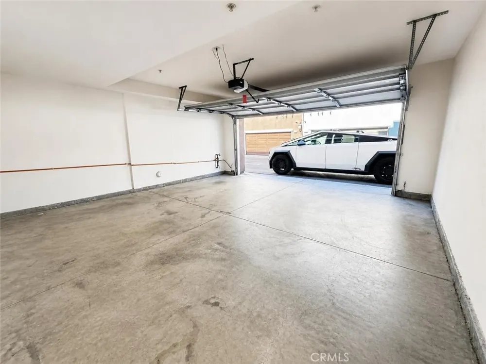 542 Chardonnay Covina, CA 91723