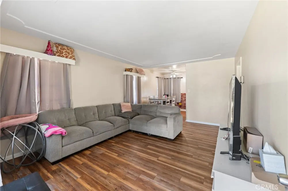 2675 Lawrence Avenue San Bernardino, CA 92404