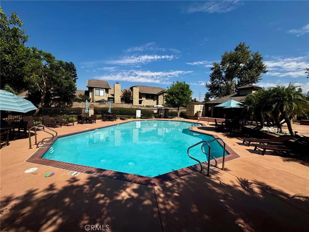 1953 Cobblefield Way Glendora, CA 91740