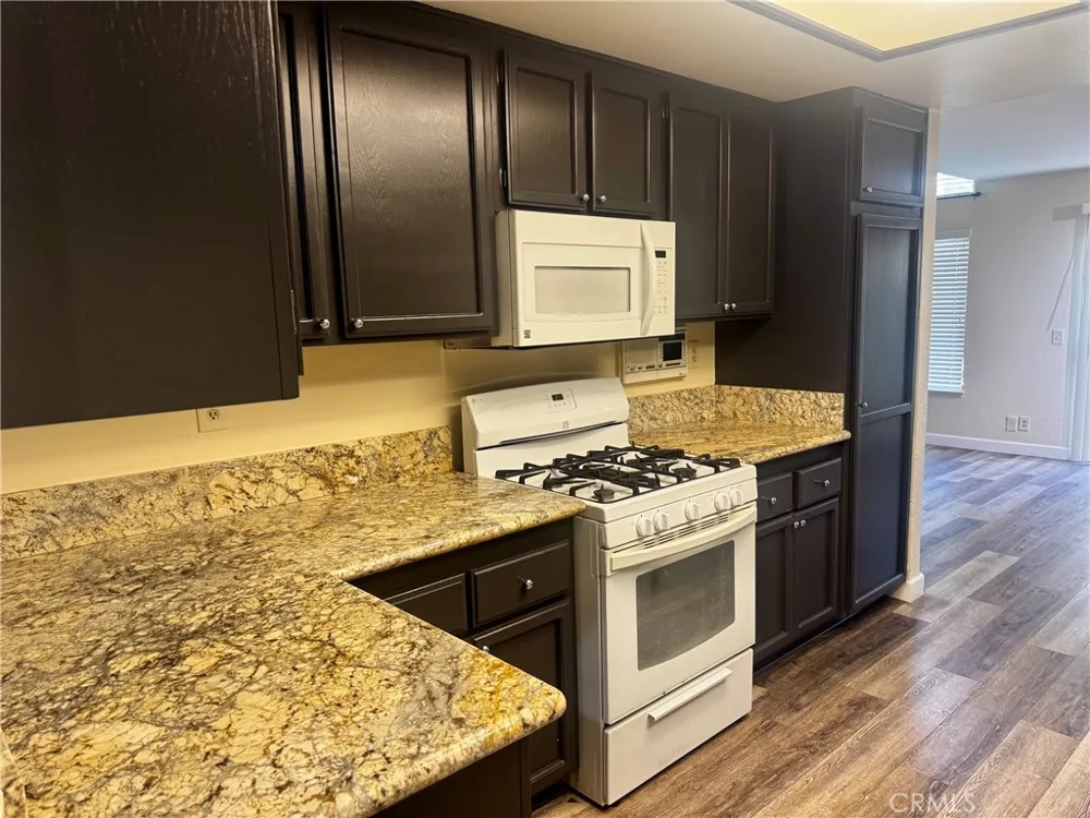 1953 Cobblefield Way Glendora, CA 91740