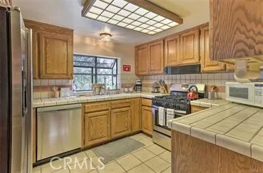 27290 Matterhorn Drive Lake Arrowhead, CA 92352