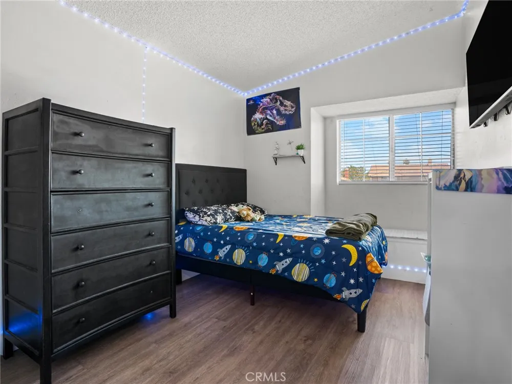 137 Elmtree Perris, CA 92571