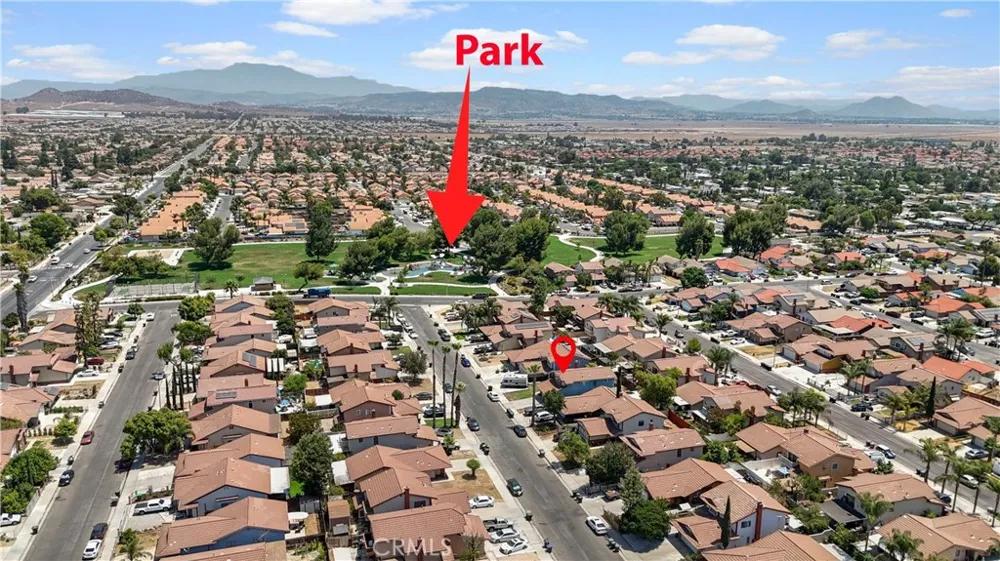 137 Elmtree Perris, CA 92571
