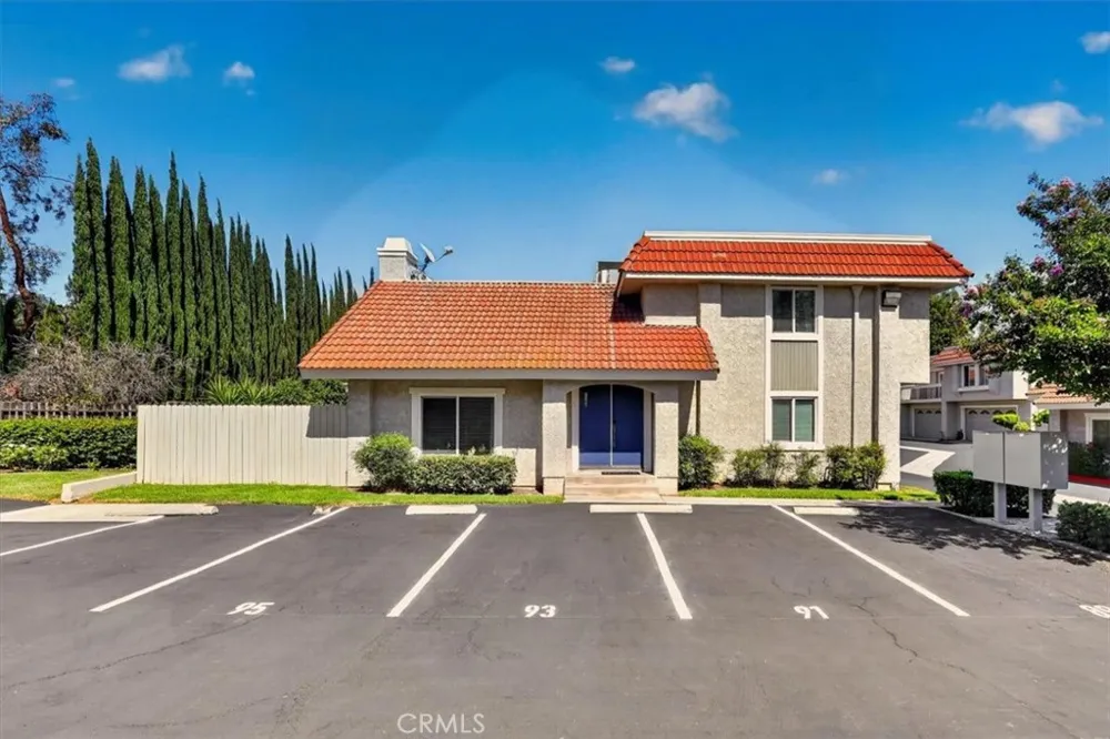 1189 Sunflower Covina, CA 91724