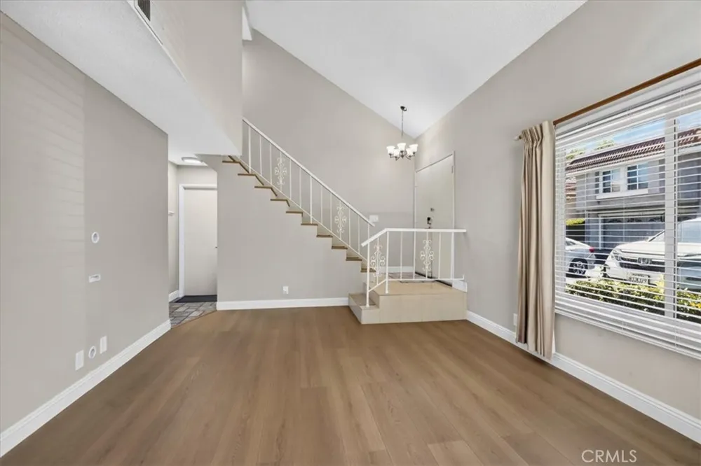 1189 Sunflower Covina, CA 91724