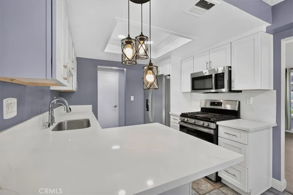 1189 Sunflower Covina, CA 91724