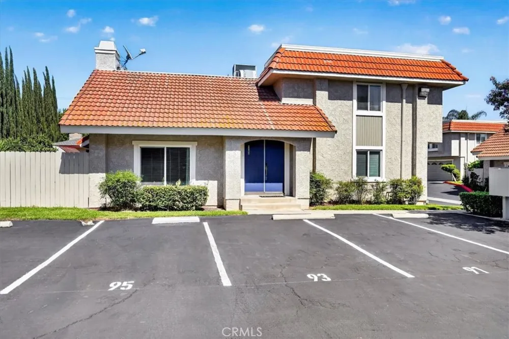 1189 Sunflower Covina, CA 91724